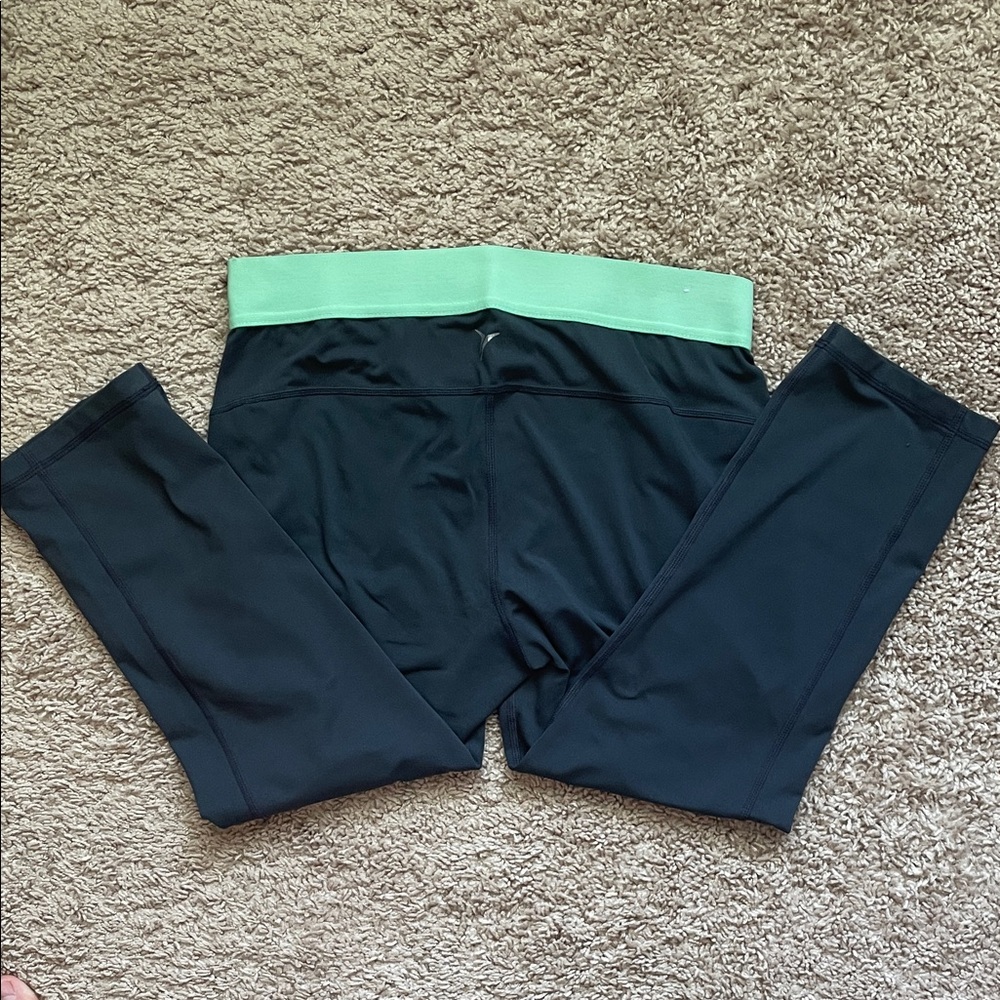 Active by Old Navy Grey Leggings - Picture 4 of 5